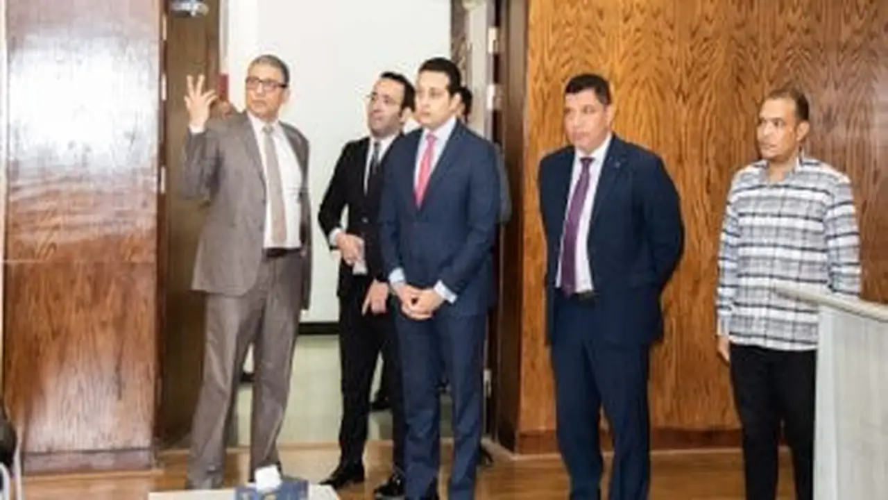 نائب محافظ الفيوم يزور مركز إبداع مصر الرقمية لبحث فرص دعم الذكاء الاصطناعي